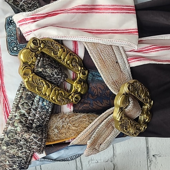 Pirates Of The Caribbean Boy's Deluxe Jack Sparrow Halloween Costume Brown/White - Picture 14 of 17